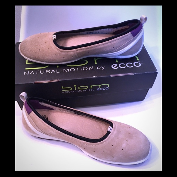 ecco biom ballerina flat